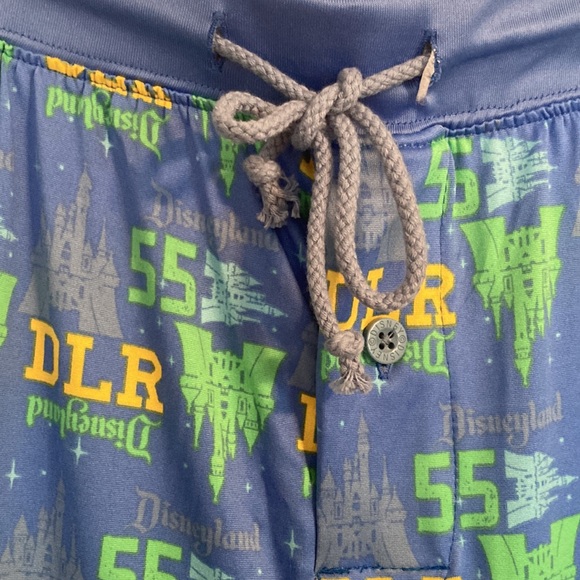 🧡🧡 Disneyland Resort Pajama Pants (size M) NWT - Picture 5 of 8